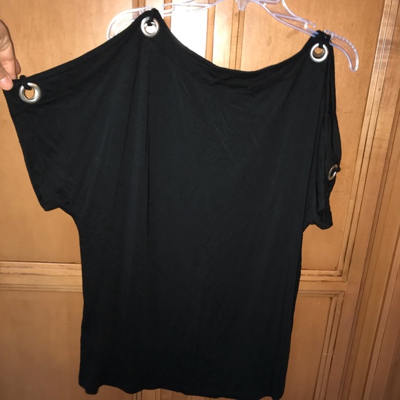 Cable & Gauge Tops - Fantastic Cable and Gauge cold shoulder black top